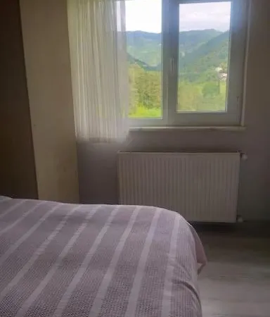 Macka Esiroglu Beldesi شقة *